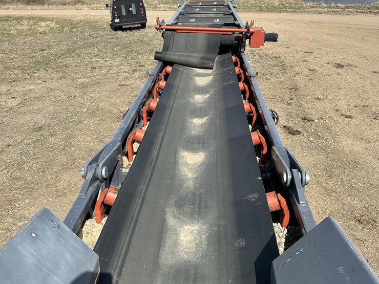 2019-superior-f42x75-image-48