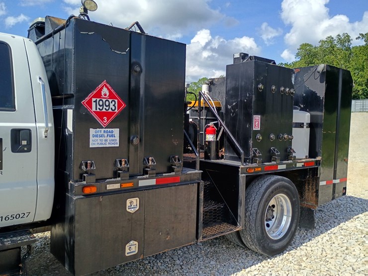 2005-ford-f750-image-64
