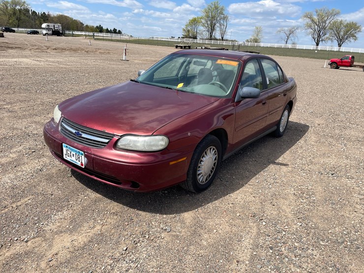 #1402-•-2003-chevrolet-malibu-(has-mn-title)-image-1