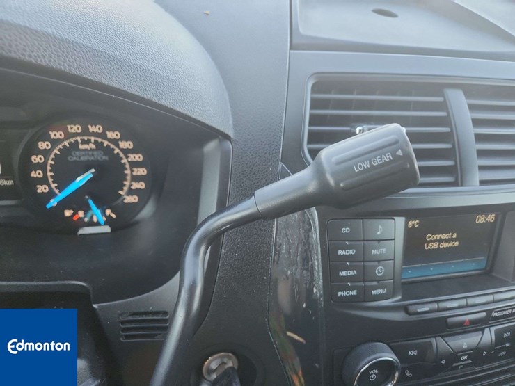 2018-ford-explorer-image-22