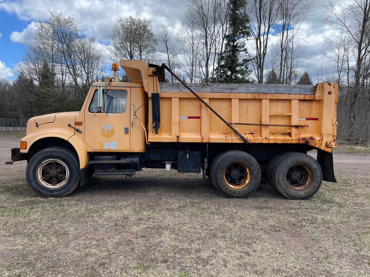 international-4900-image-2