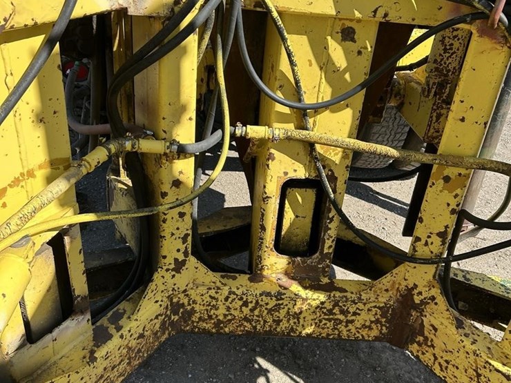 1973-mack-rl786lst-4401-image-24