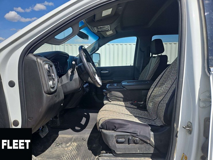 2022-gmc-sierra-2500hd-image-14
