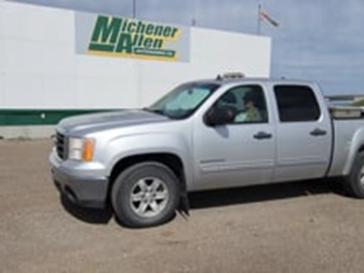 2011-gmc-sierra-1500-image-5