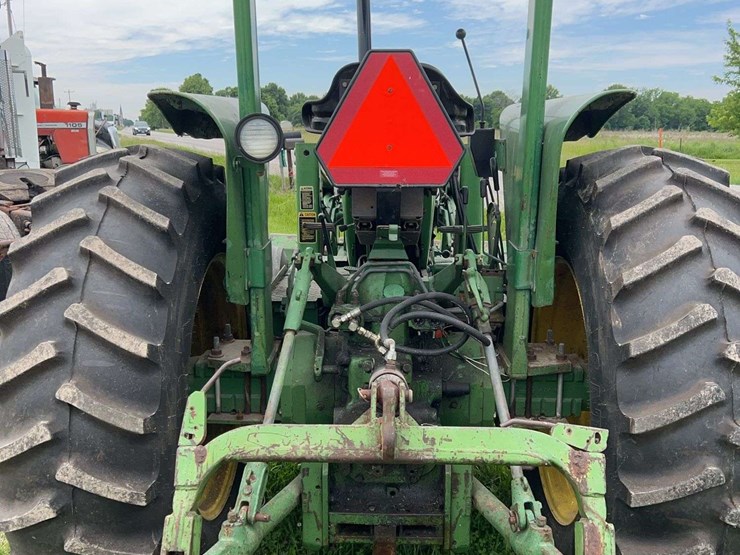 john-deere-2940-image-10