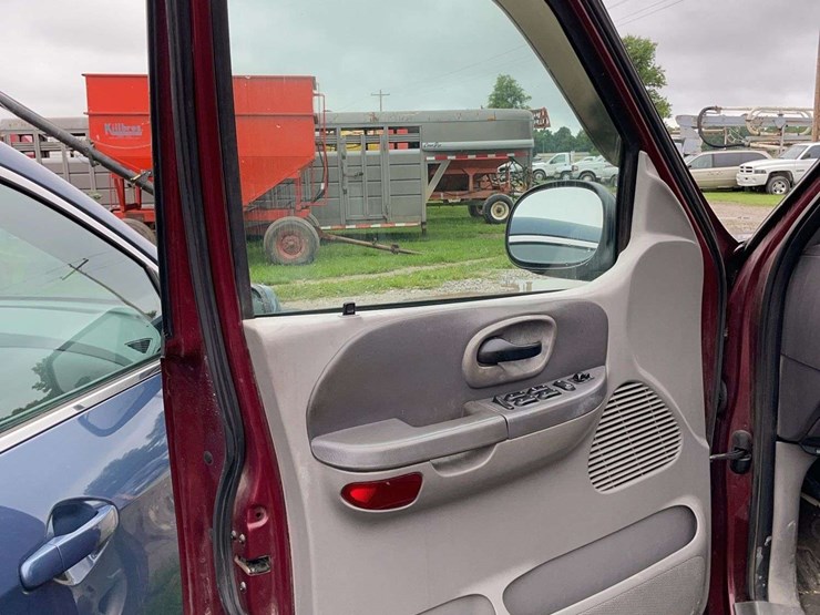 2003-ford-f150-image-9