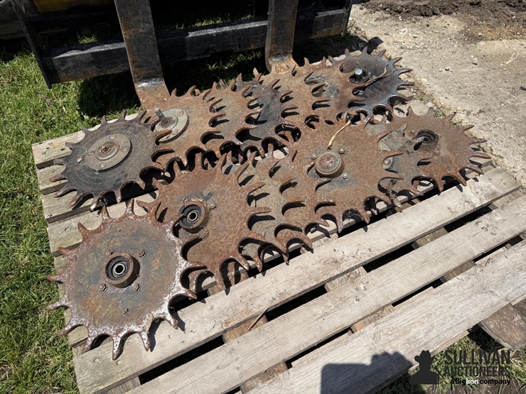 row-cleaner-wheels-image-1