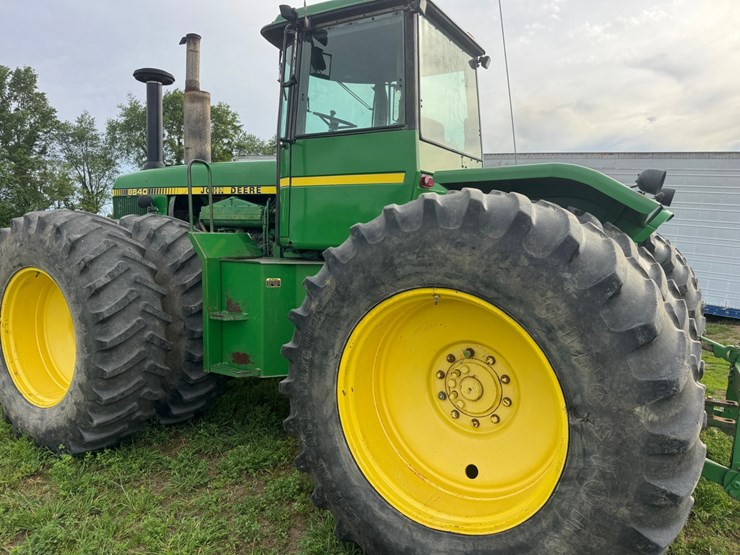 john-deere-8640-image-2