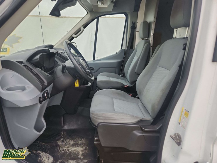 2016-ford-transit-image-14