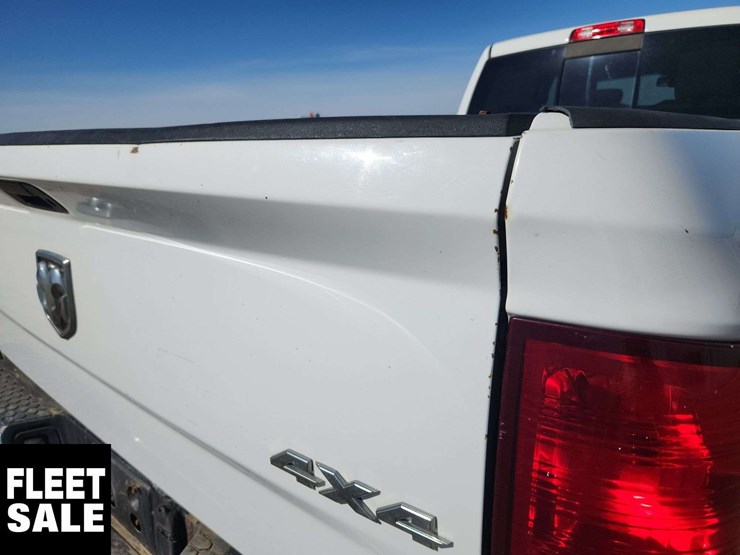2015-dodge-2500-image-45