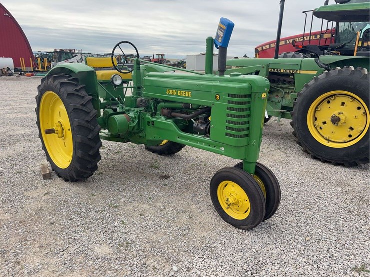 1950-john-deere-b-image-1