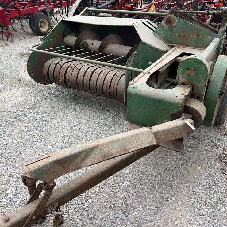 JOHN DEERE 14T