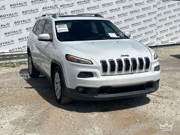2016-jeep-cherokee-image-2