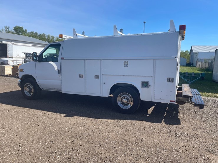 1993-ford-e350-image-8