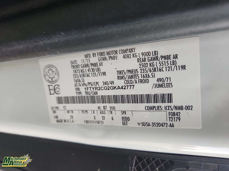 2016-ford-transit-image-41