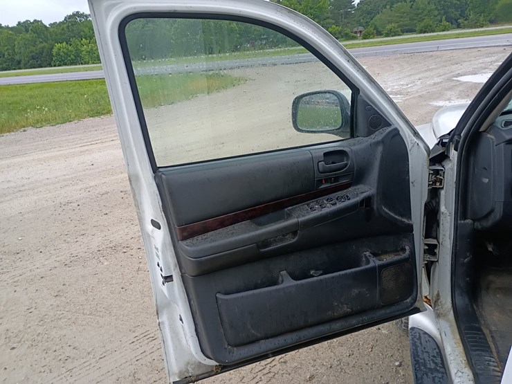 2002-dodge-durango-image-25