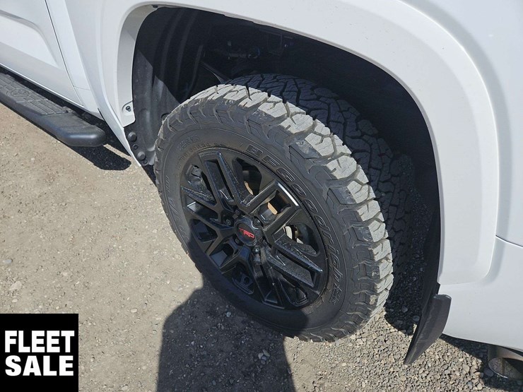 2023-toyota-tundra-image-12