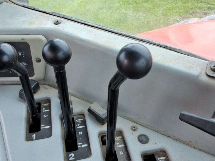 1997-agco-9815-image-21