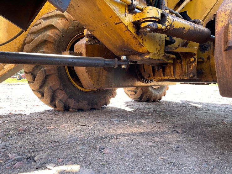 1993-deere-772bh-image-37