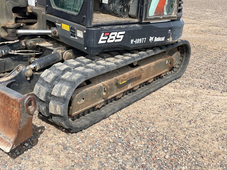 2019-bobcat-e85-image-19
