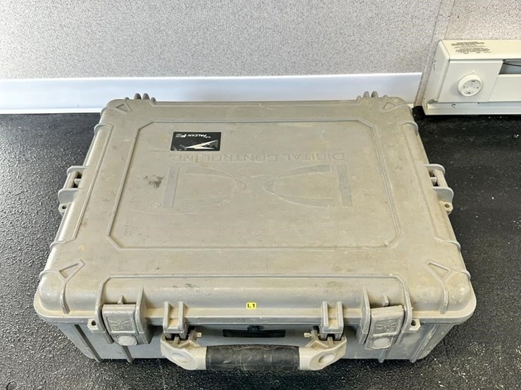 digitrak-falcon-f5-locator-(receiver)-(#1)-image-4