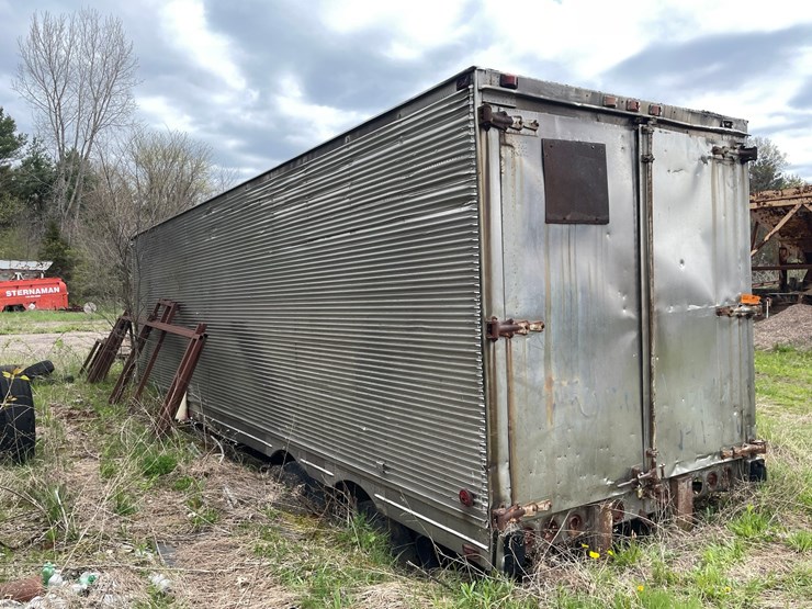 #2812-•-stainless-tandem-trailer-(g)-image-3