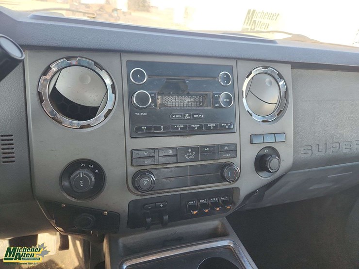 2011-ford-f350-image-21