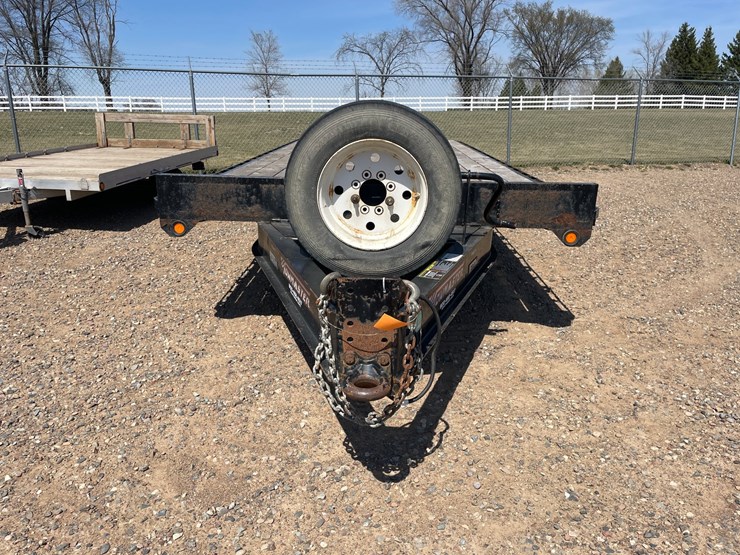 #1204-•-2021-towmaster-flatbed-trailer-(has-mn-title)-image-2