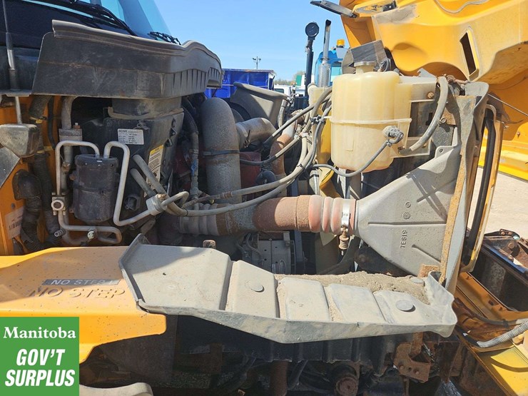 2008-international-workstar-7600-image-35