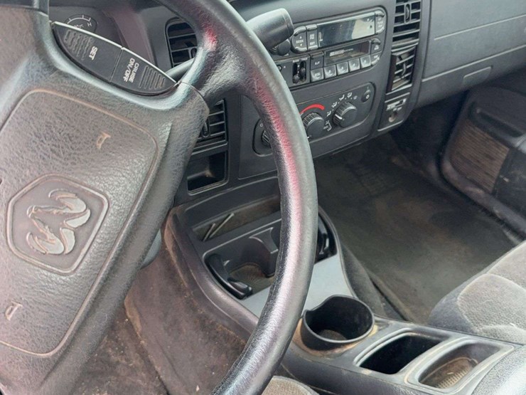 2001-dodge-dakota-image-7