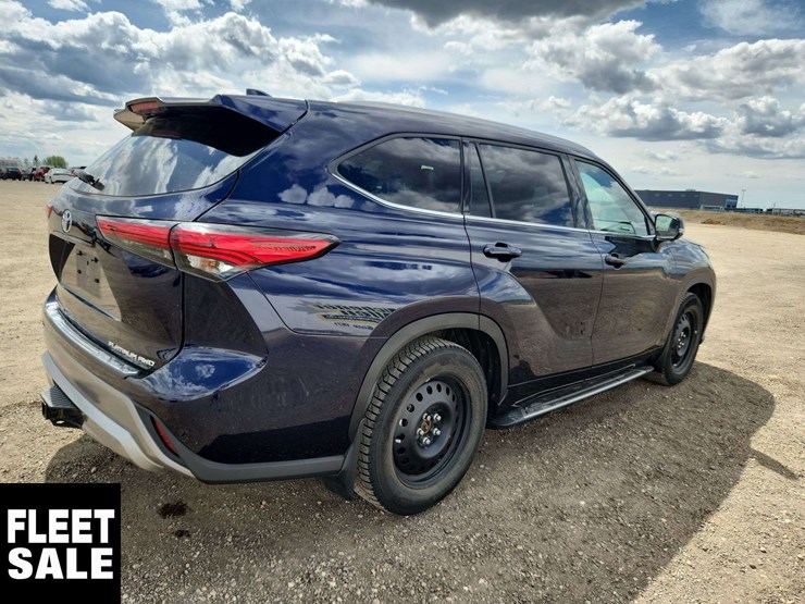 2023-toyota-highlander-image-4