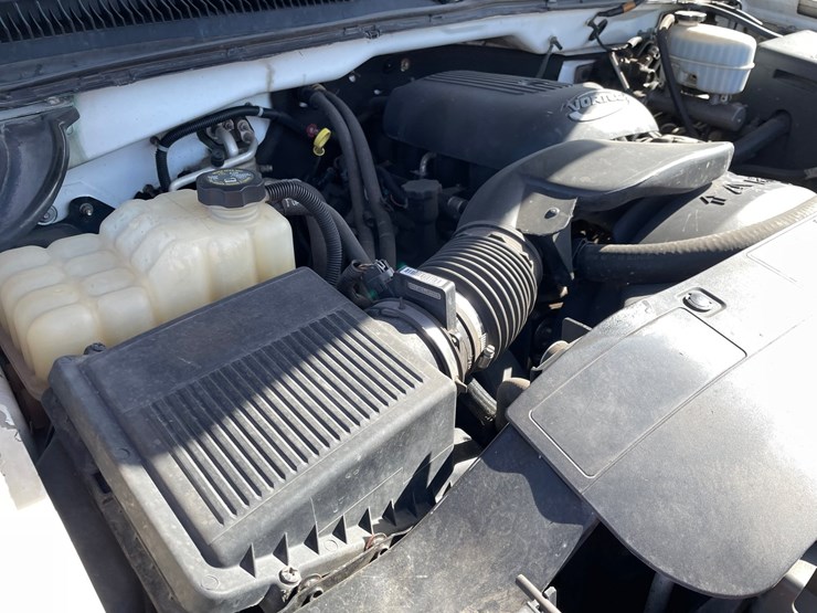 2007-chevrolet-3500-image-23