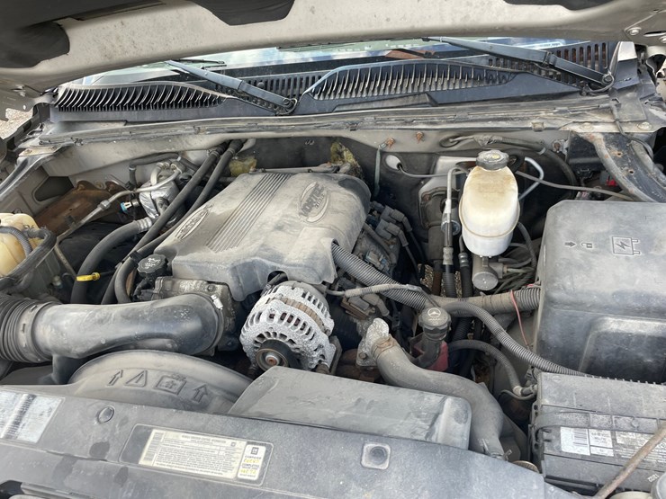2005-chevrolet-3500-image-42
