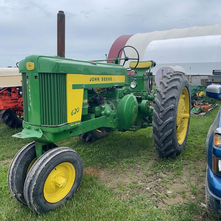 JOHN DEERE 620