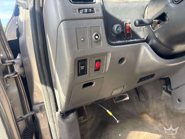 2002-toyota-4-runner-image-15