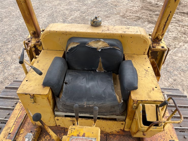 1974-caterpillar-d5-image-9