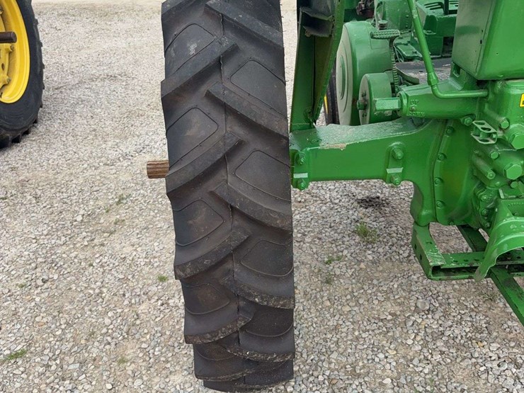 1950-john-deere-b-image-9