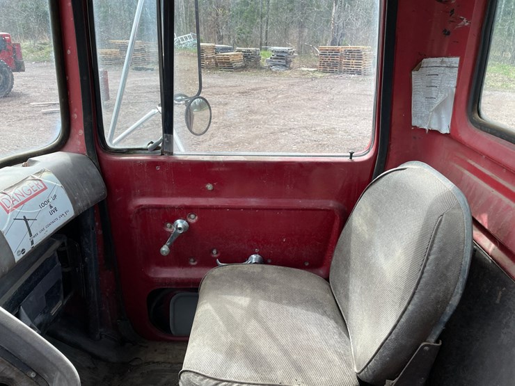 1980-ford-9000-image-67