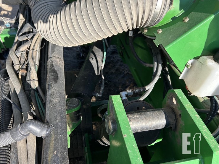 2023-john-deere-db90-image-72