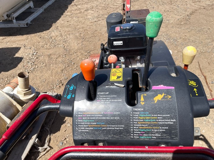 #1018-•-2002-ditch-witch-walk-behind-trencher-image-5