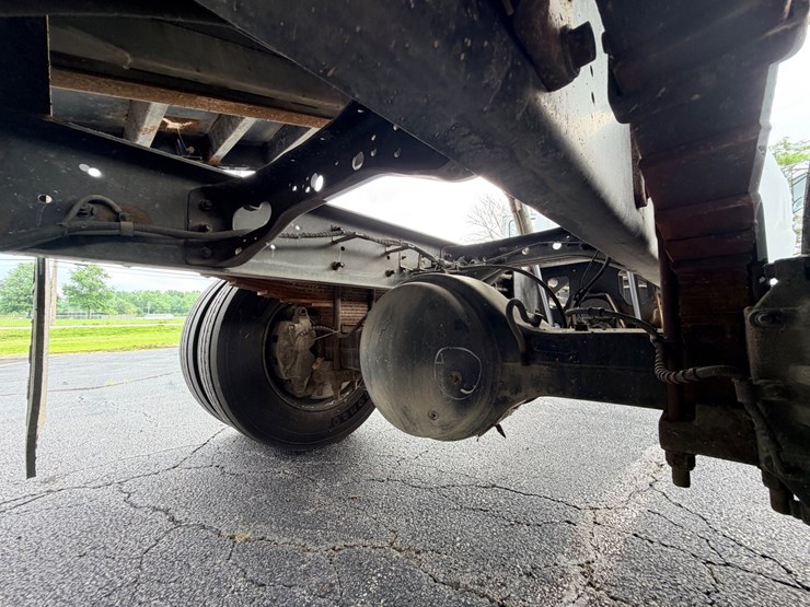 2004-ford-f650-image-91