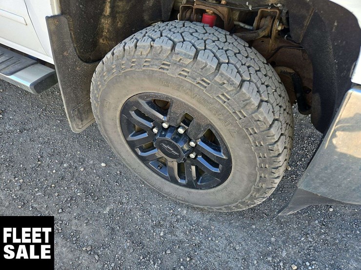 2019-chevrolet-silverado-3500hd-image-10
