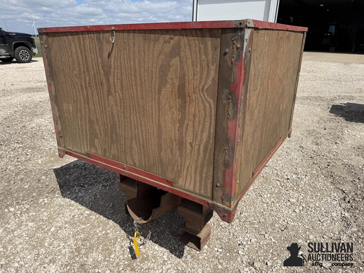 tafco-50"x50"x30"-seed-box-image-1