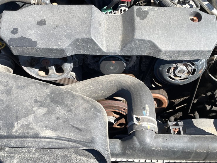 #1404-•-2014-subaru-legacy-(has-mn-title)-image-21