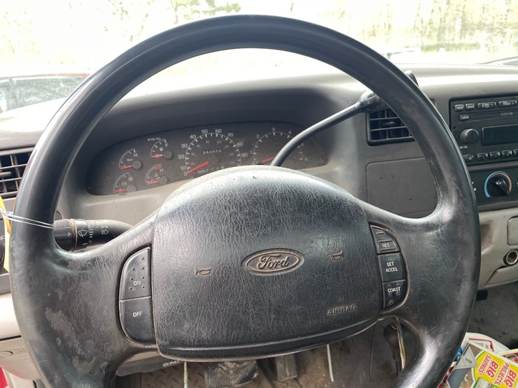 #2865-•-2000-ford-f250-pickup-truck-(has-wi-title)-(or)-image-28