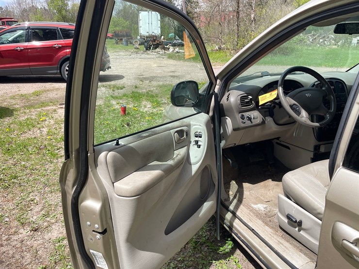 2007-dodge-caravan-image-12