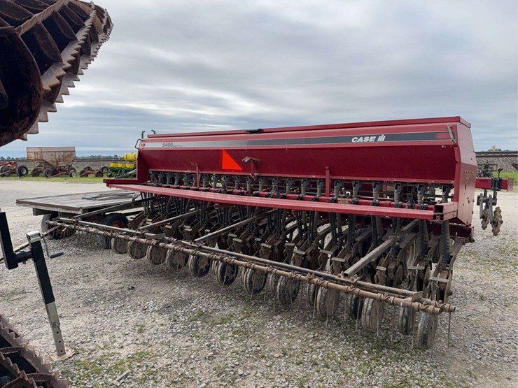 case-ih-5400-image-3