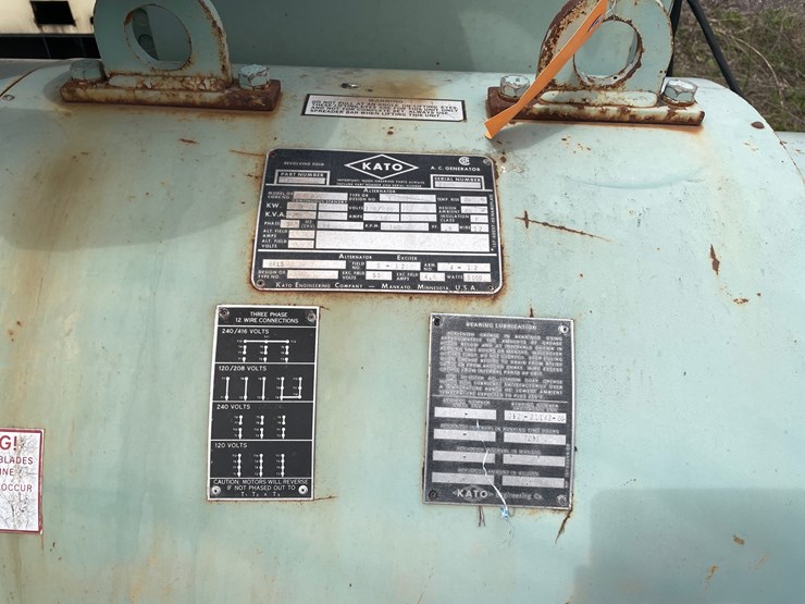 #2820-•-kato-200-kw-generator-(g)-image-7