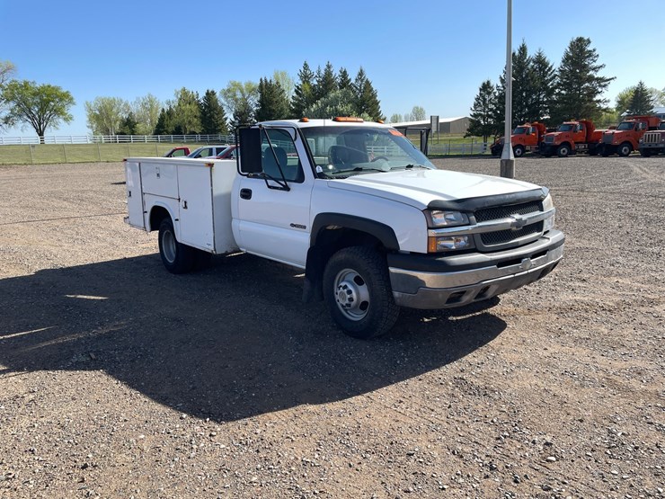 2007-chevrolet-3500-image-7