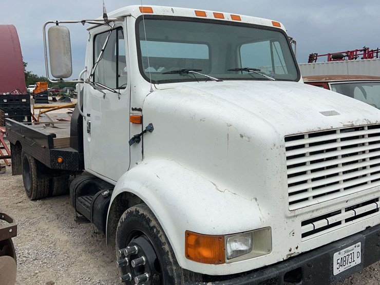 1996-international-4000-image-3